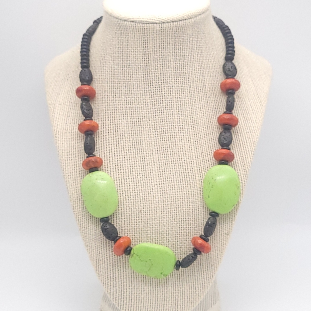 Natural Healing Green Stones and Lava Beaded Necklace